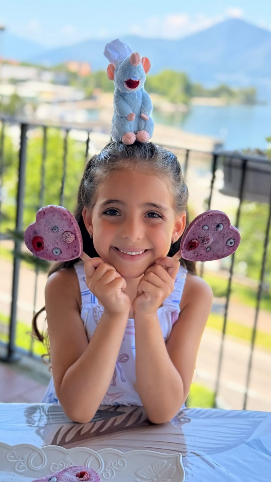 Post 4 by Miriam Delli Paoli 💕Aury Chef & family👩🏻‍🍳👩🏻‍🍳🌸 on Instagram (video)