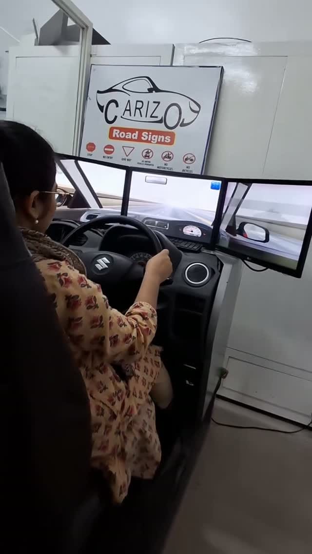 Post 6 by सांवरिया ड्राइविंग कॉलेज on Instagram (video)
