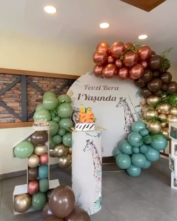 Post 9 by Nazende Künefe on Instagram (carousel)
