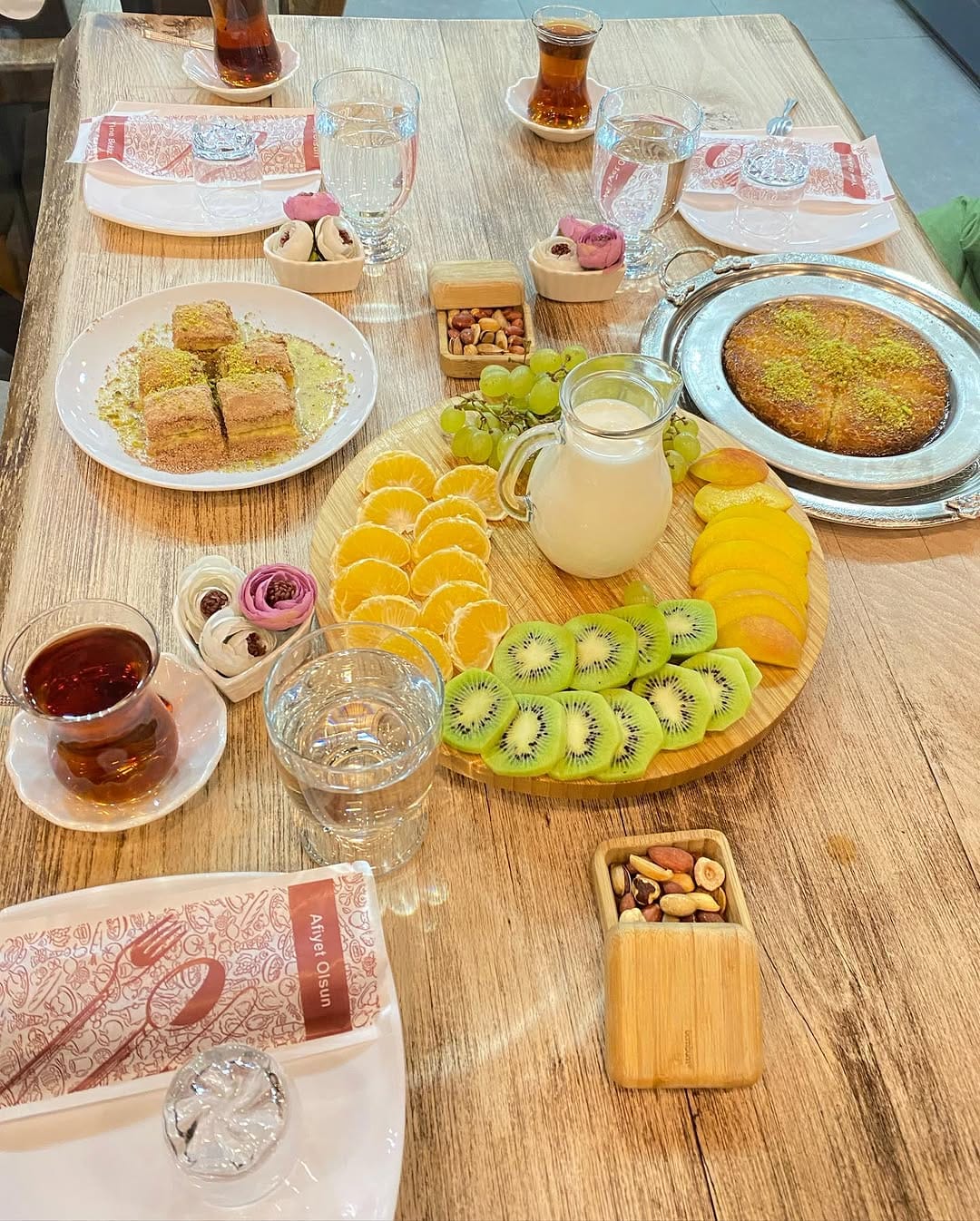 Post 6 by Nazende Künefe on Instagram (carousel)