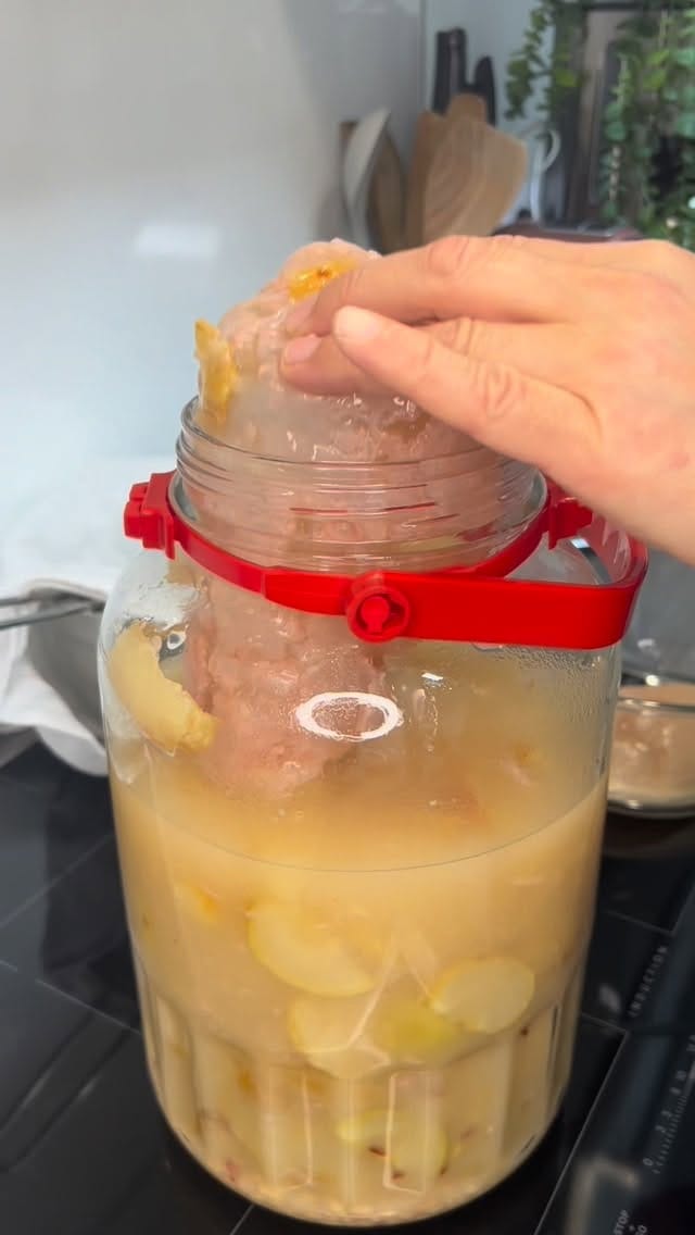 Post 9 by Türkan Ateş on Instagram (video)