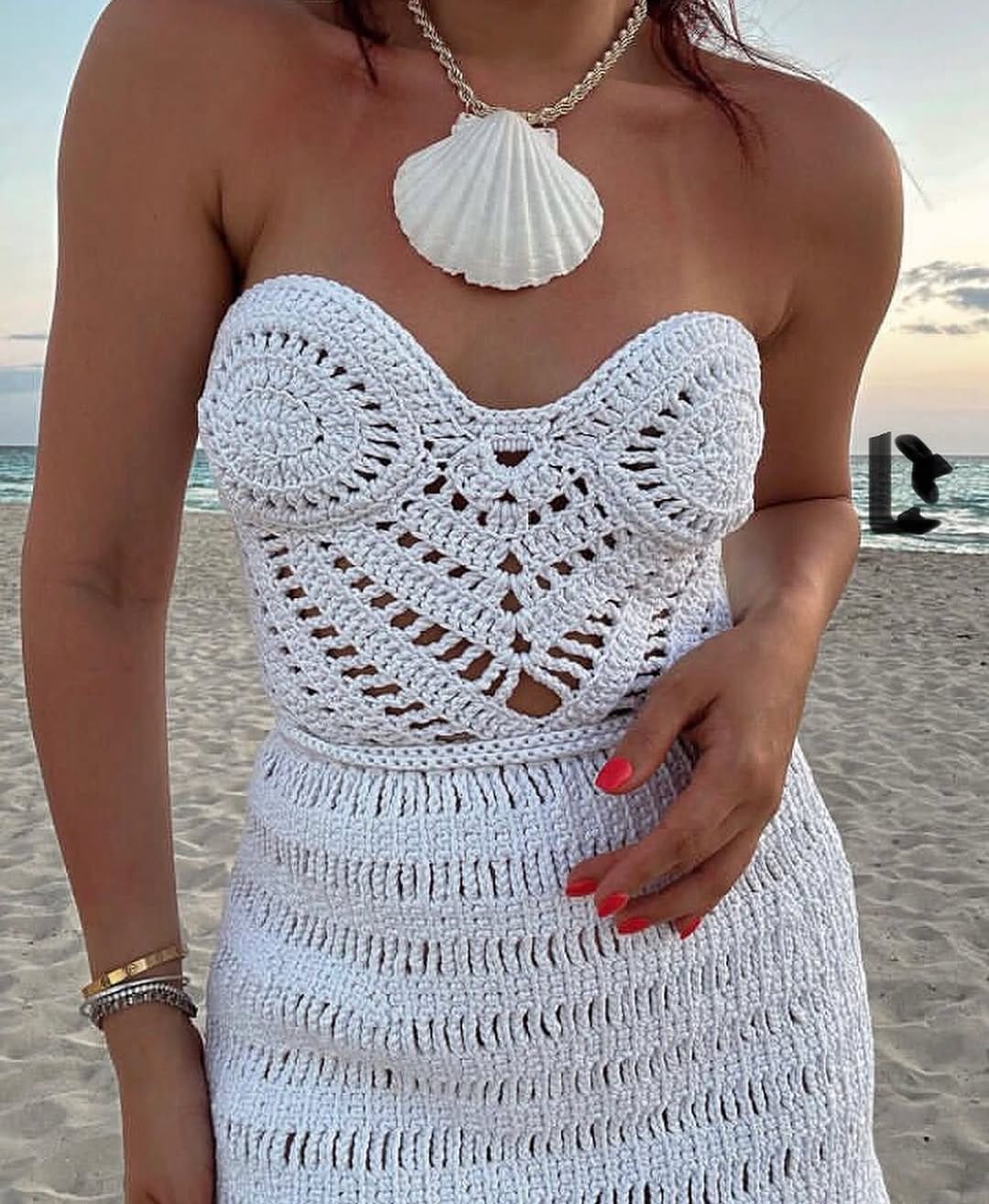 Post 10 by Taís de Pádua Crochet on Instagram (carousel)