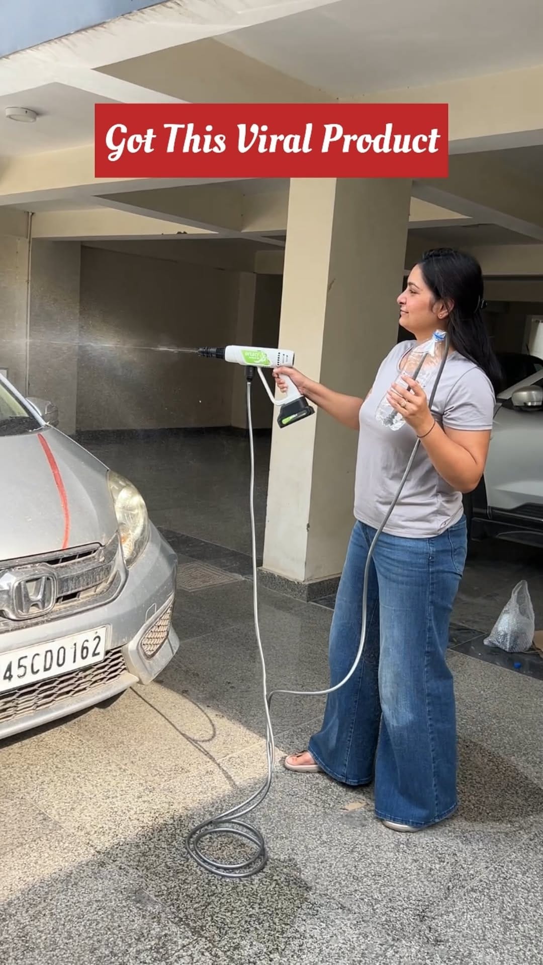 Post 10 by Aishwarya Bansal on Instagram (video)