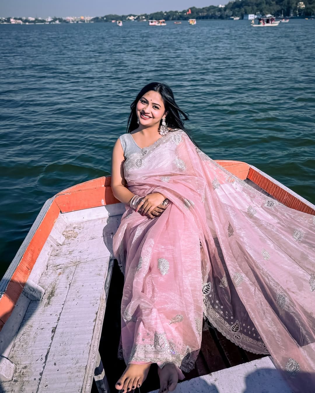 Post 10 by UNNATI SHRIVAS🔥💫 on Instagram (carousel)