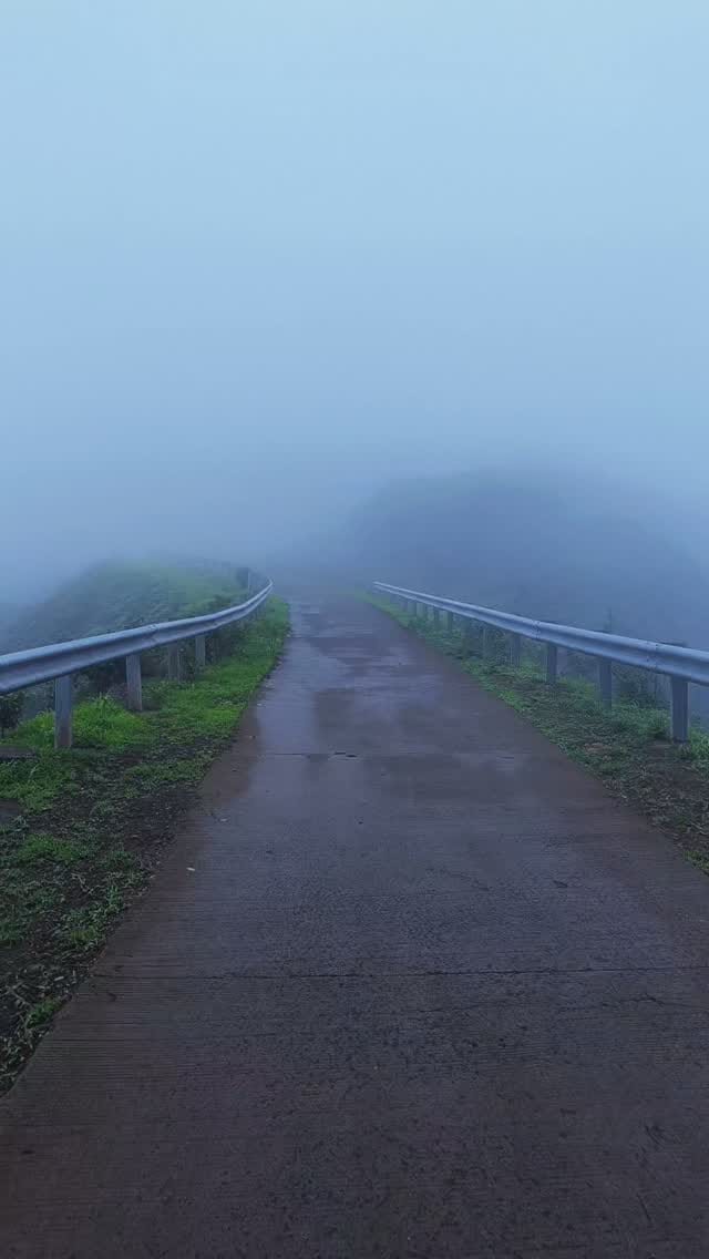 Post 4 by RIDERS KERALA(RK) on Instagram (video)