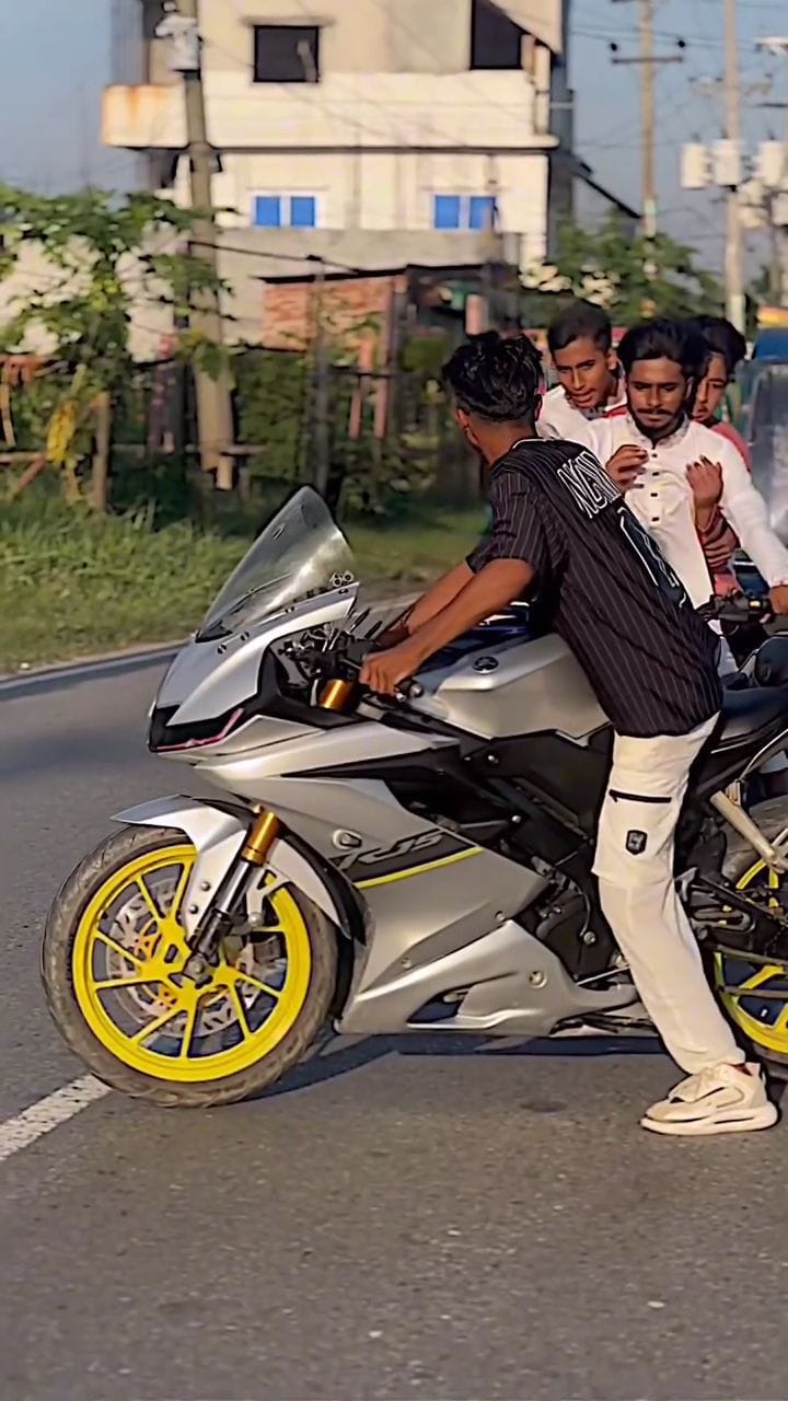 Post 9 by RIDERS KERALA(RK) on Instagram (video)