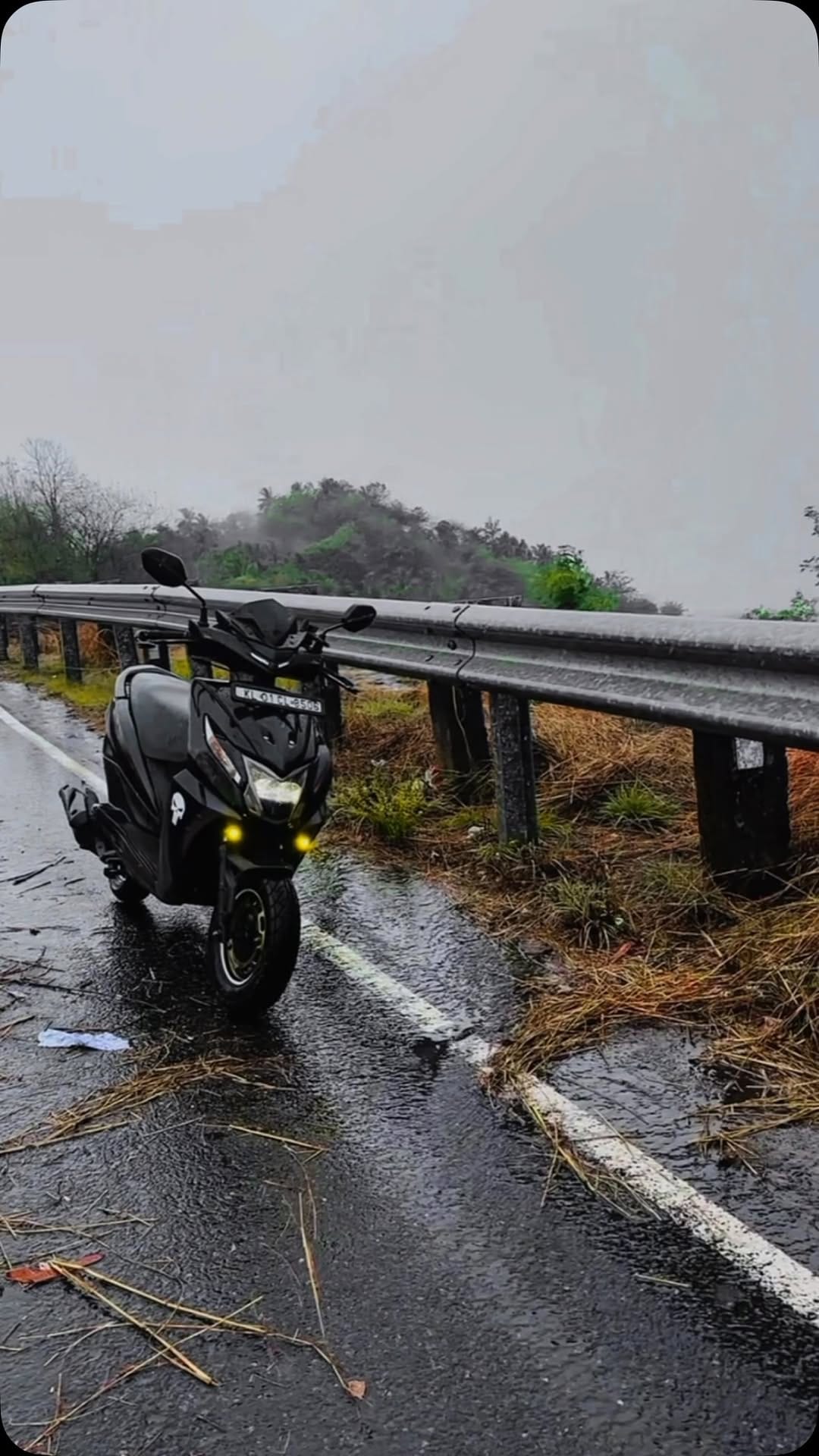 Post 1 by RIDERS KERALA(RK) on Instagram (video)