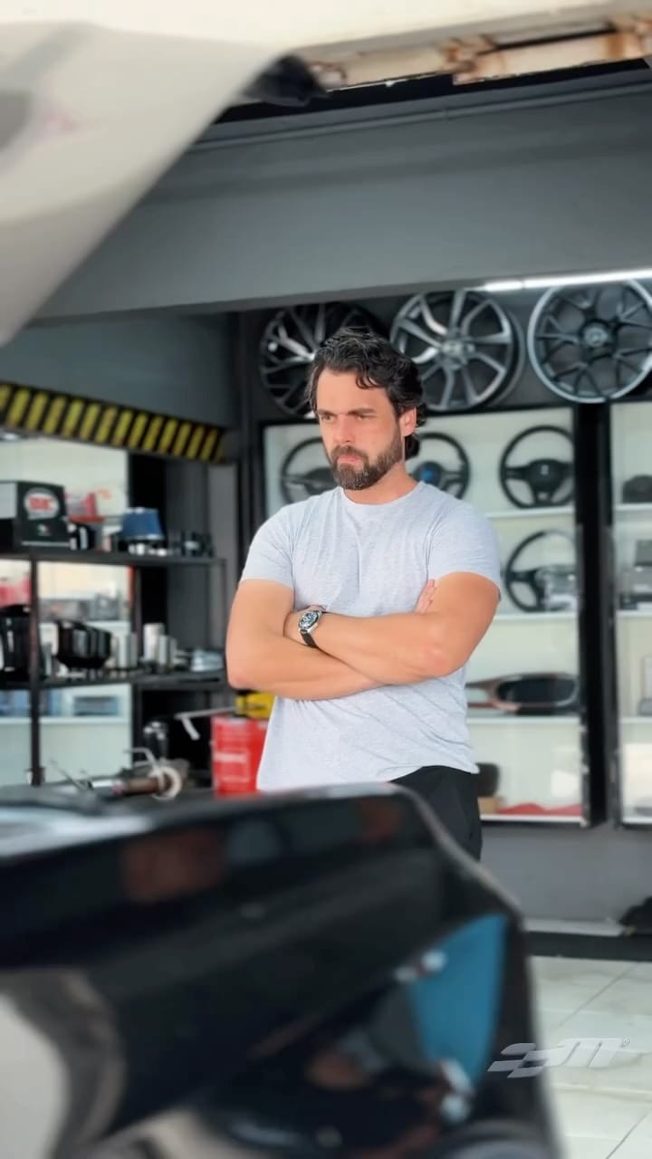 Post 8 by MEC autopartes on Instagram (video)