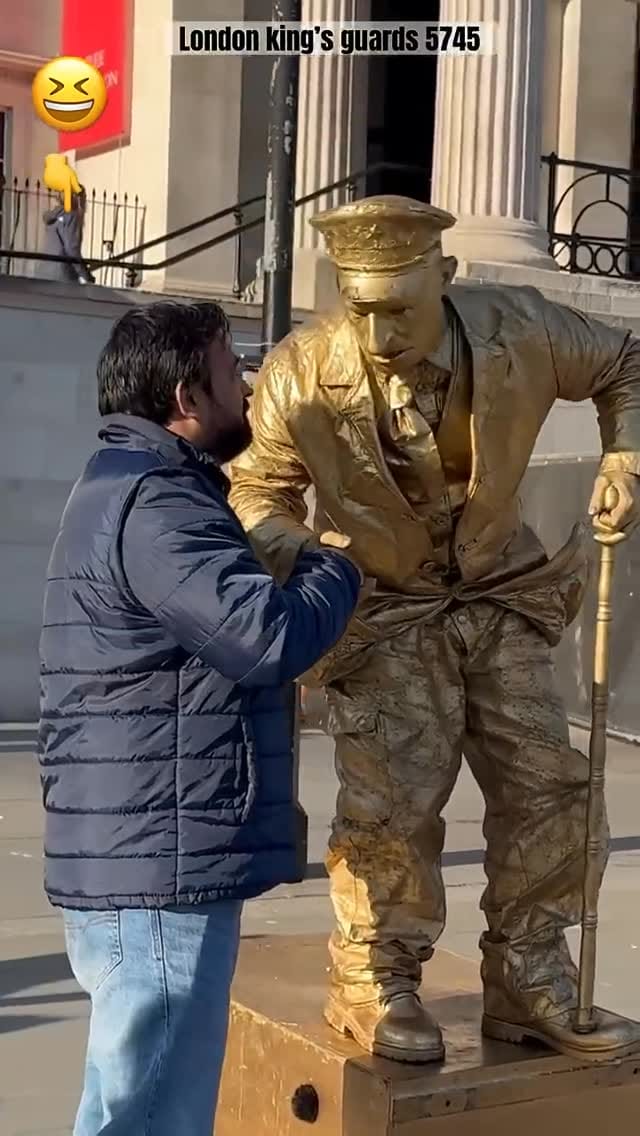 Post 8 by London king’s guards 5745 on Instagram (video)