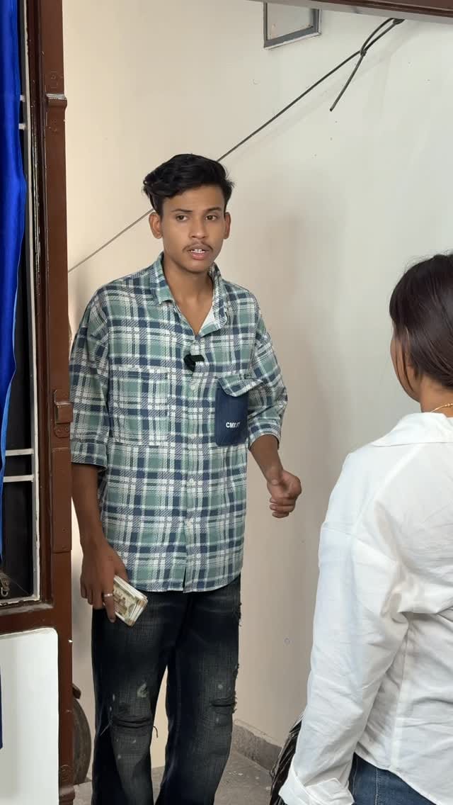Post 5 by Vishal Khudaniya on Instagram (video)