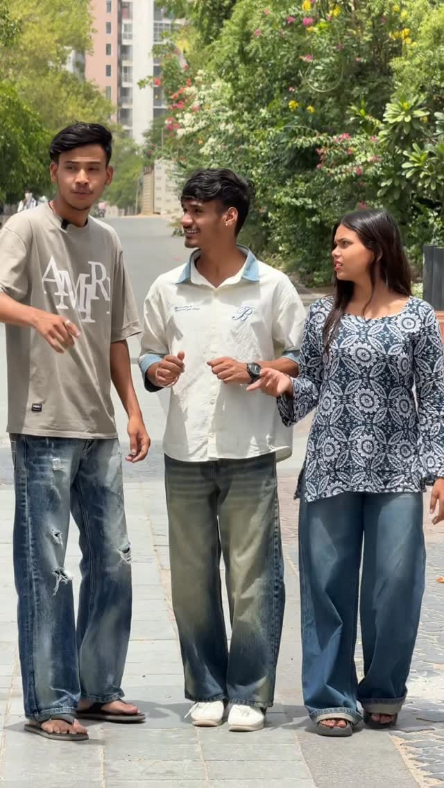 Post 8 by Vishal Khudaniya on Instagram (video)