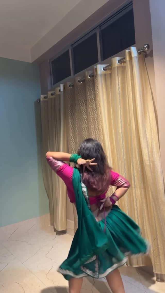 Post 9 by Prerona Roy on Instagram (video)