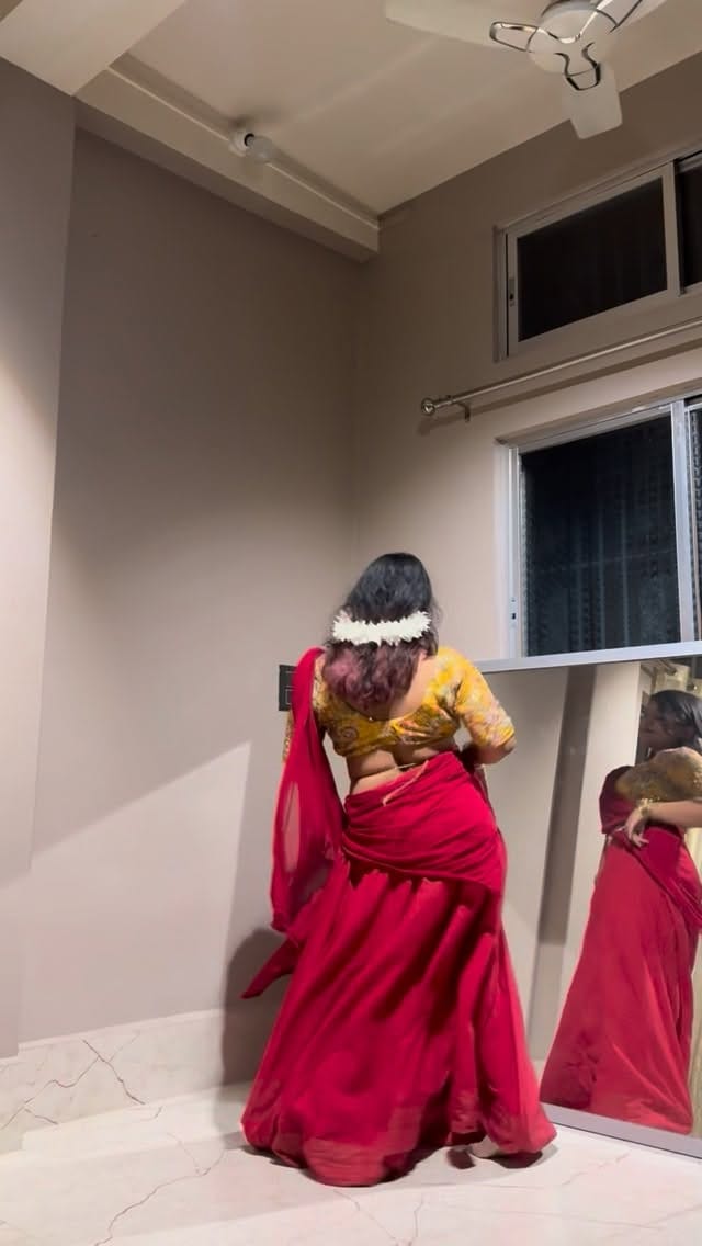 Post 8 by Prerona Roy on Instagram (video)