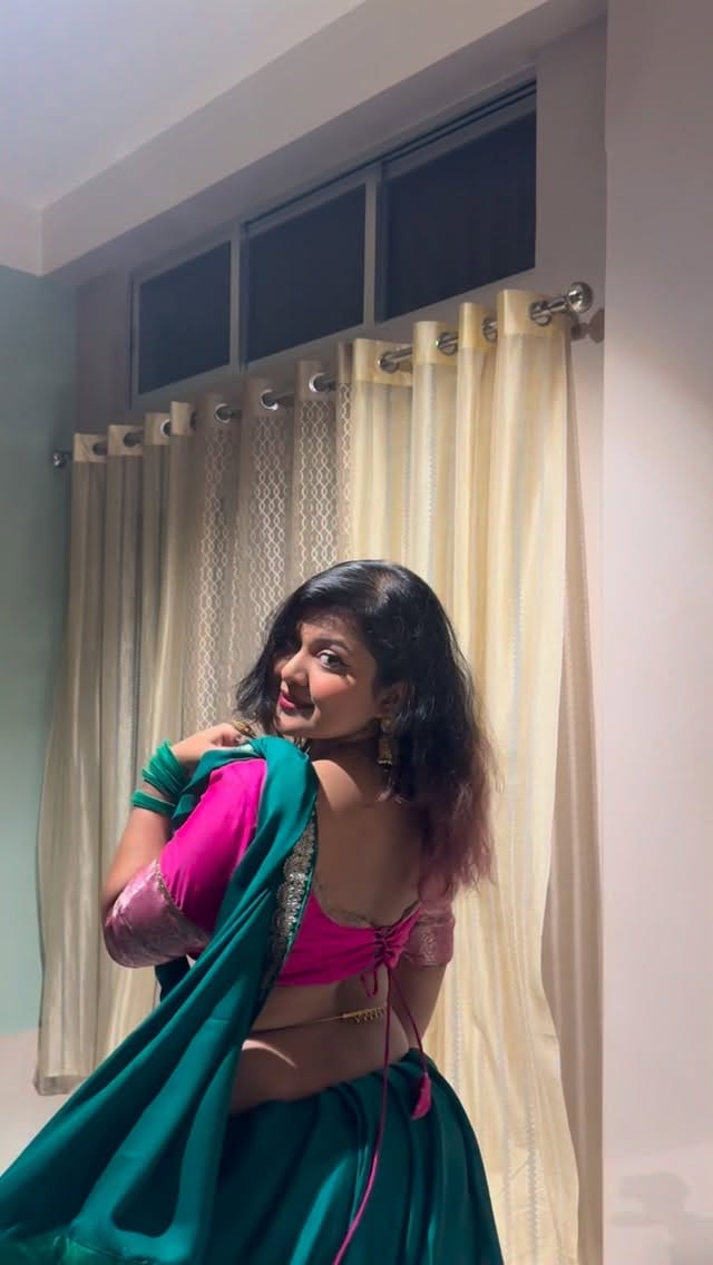 Post 6 by Prerona Roy on Instagram (video)