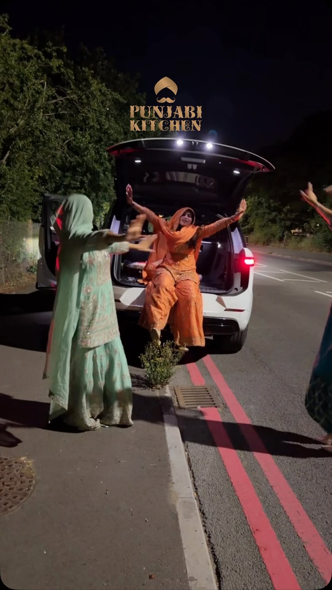 Post 4 by Punjabikitchen on Instagram (video)