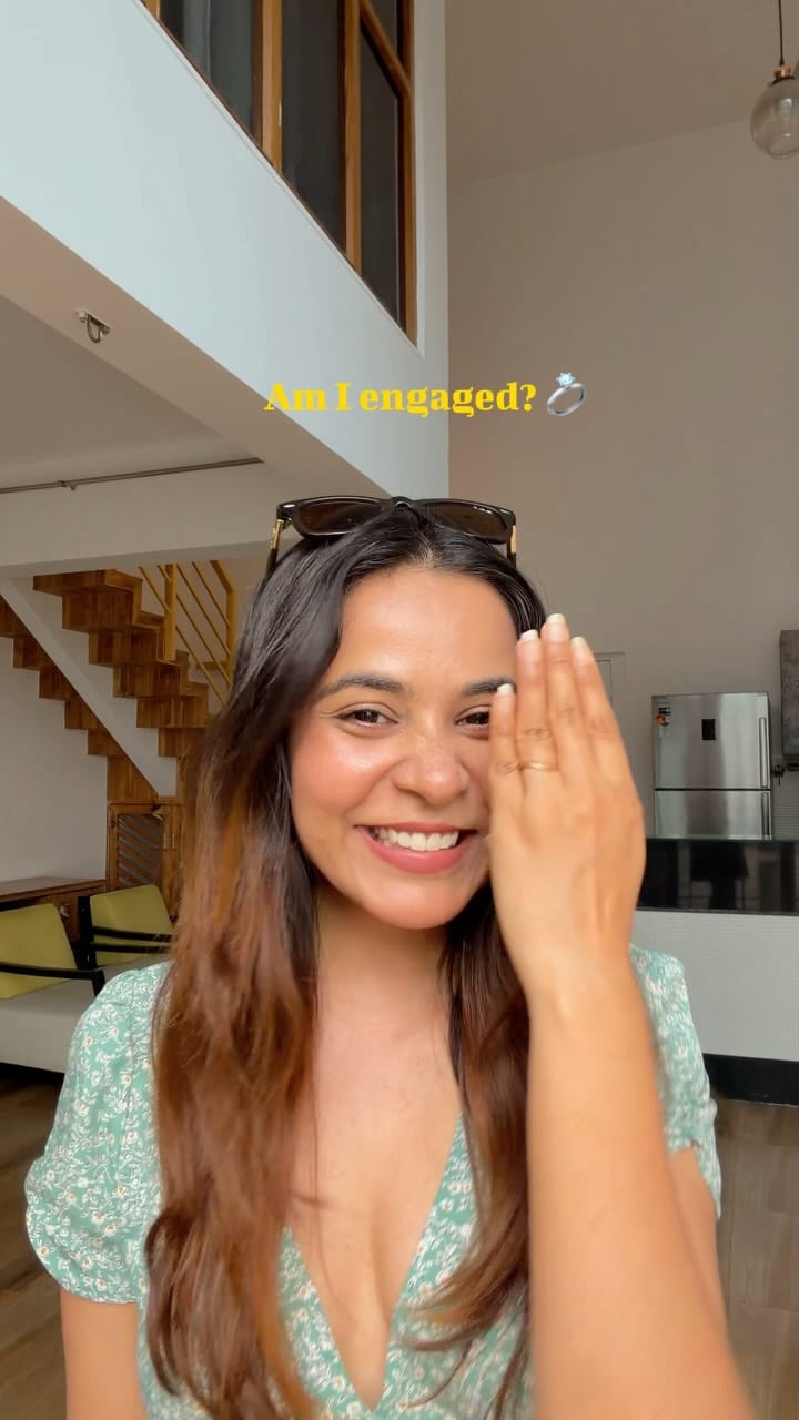 Post 2 by Paareshaa Sharma |Actor & Content Creator on Instagram (video)