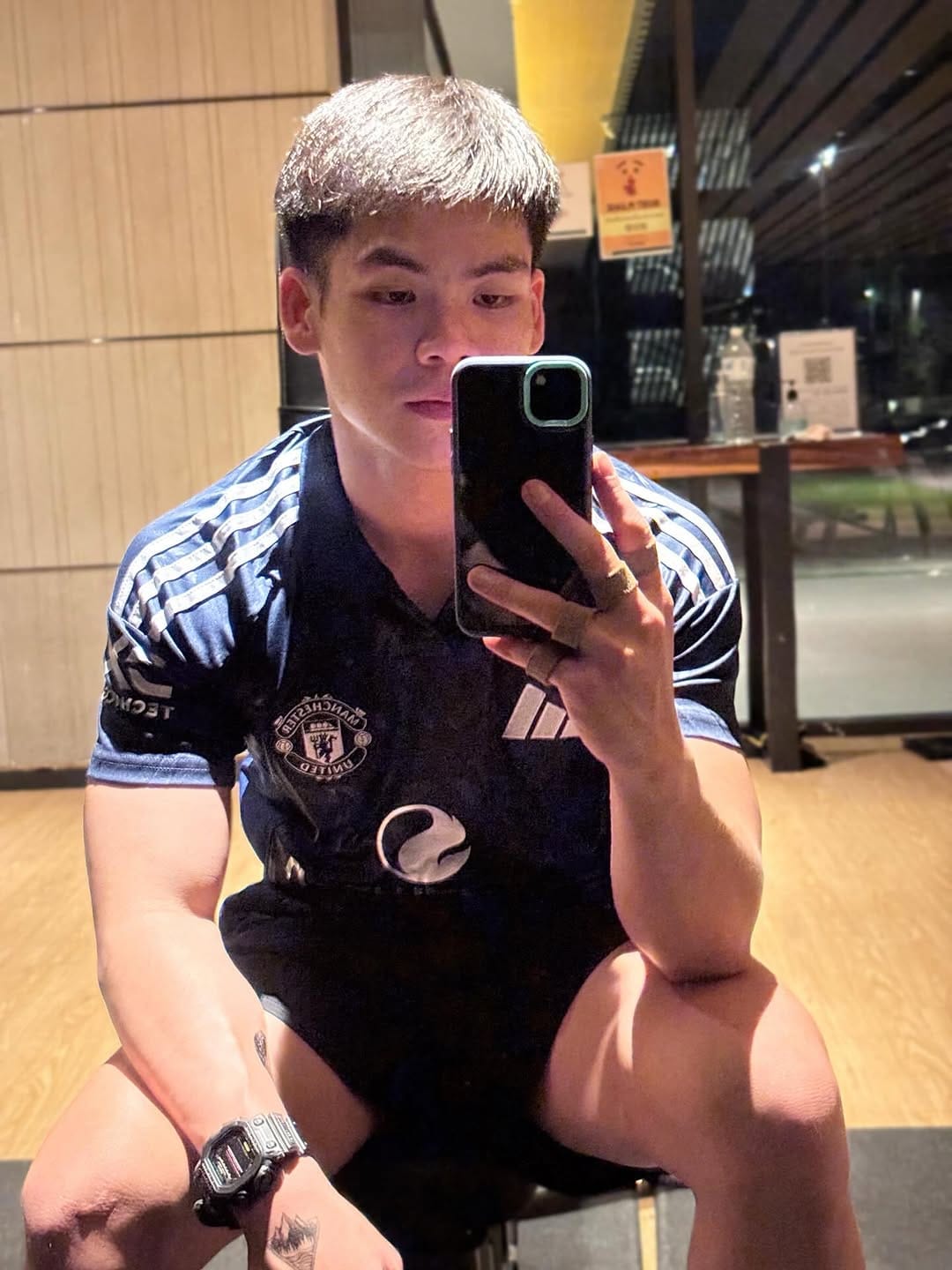 Post 8 by SongKarn Sittisak on Instagram (carousel)
