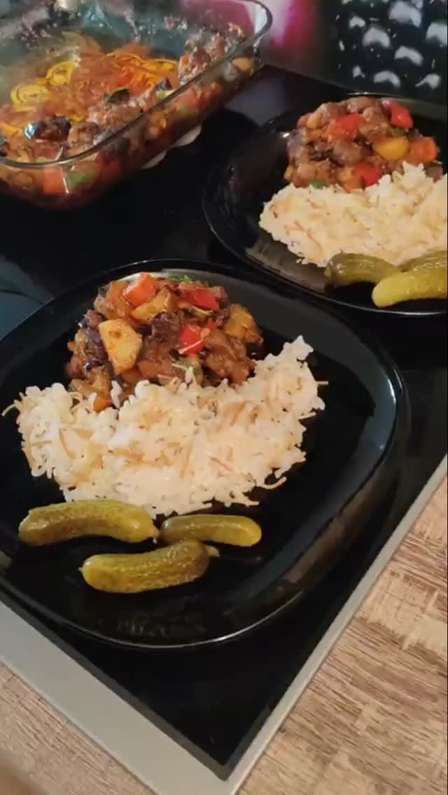 Post 7 by Özge Atak on Instagram (video)