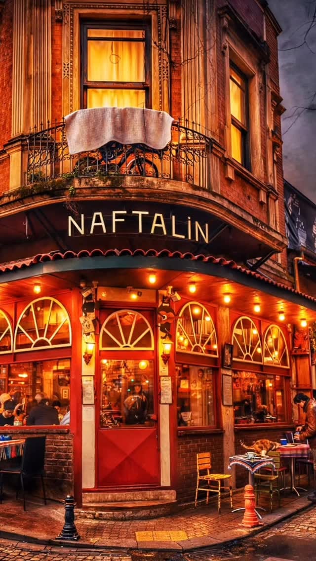 Post 7 by Naftalin K. on Instagram (video)
