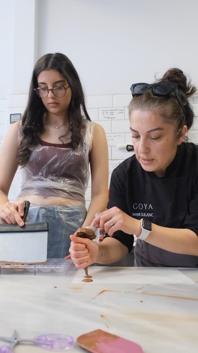 Post 8 by Goya Chocolatier on Instagram (video)