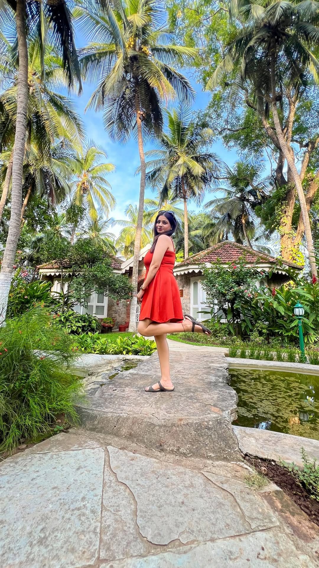 Post 4 by Anshika Ranga on Instagram (video)