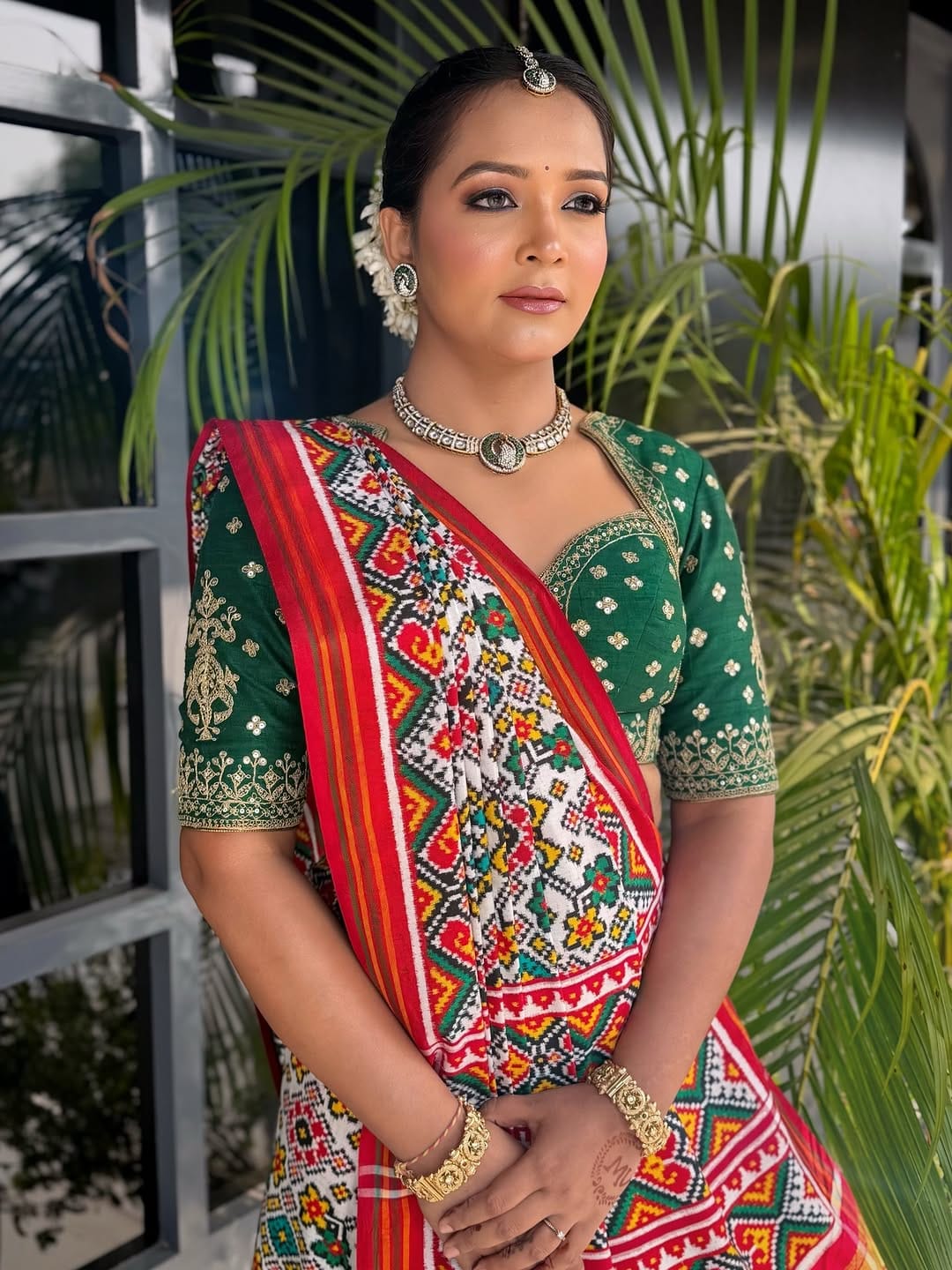 Post 7 by BRIDAL MAKEUP ARTIST VADODARA | HAIRSTYLIST on Instagram (carousel)