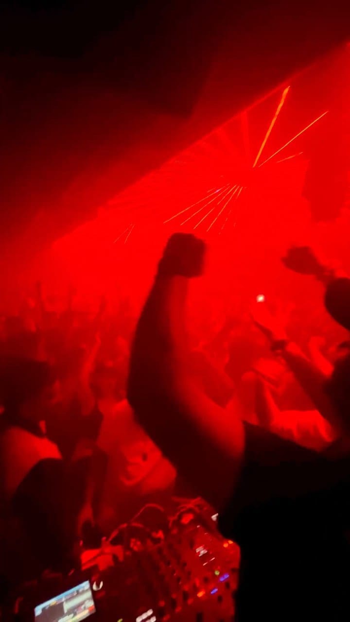 Post 10 by Nipun Divecha on Instagram (video)