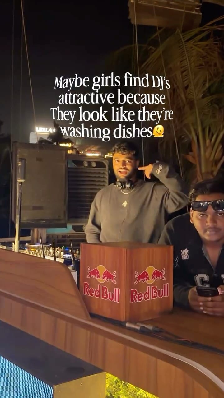 Post 4 by XNO • ABHISHEK DESAI ⛩️ on Instagram (video)
