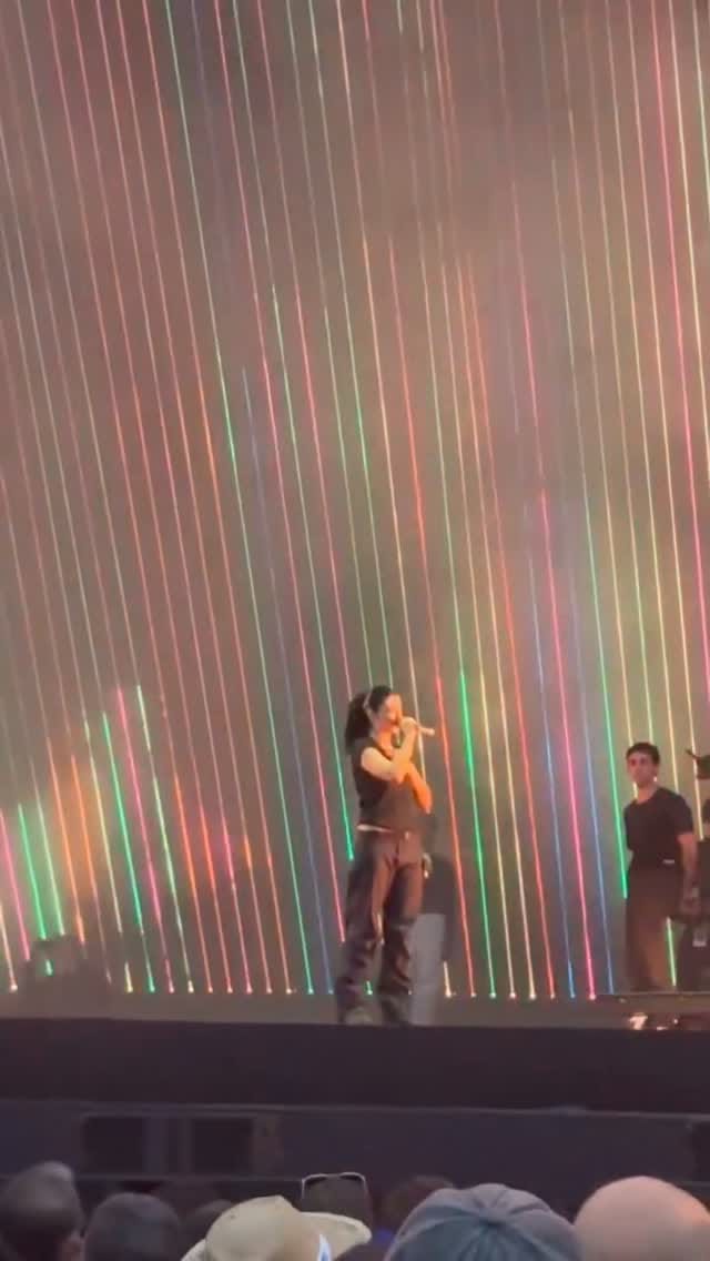 Post 5 by Florence + The Machine Daily on Instagram (video)