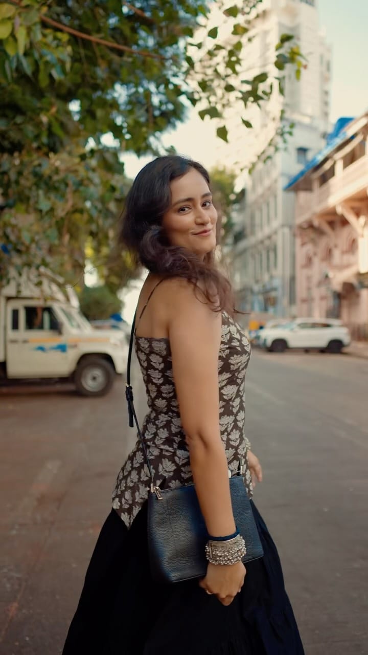 Post 1 by Prasoon Srivastava on Instagram (video)