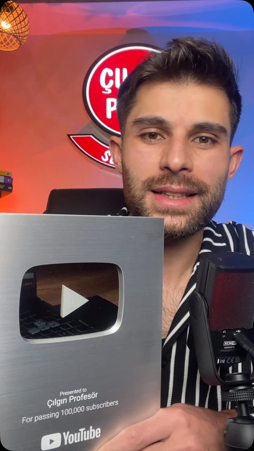 Post 9 by Çılgın Profesör (Sefa Hoca) on Instagram (video)