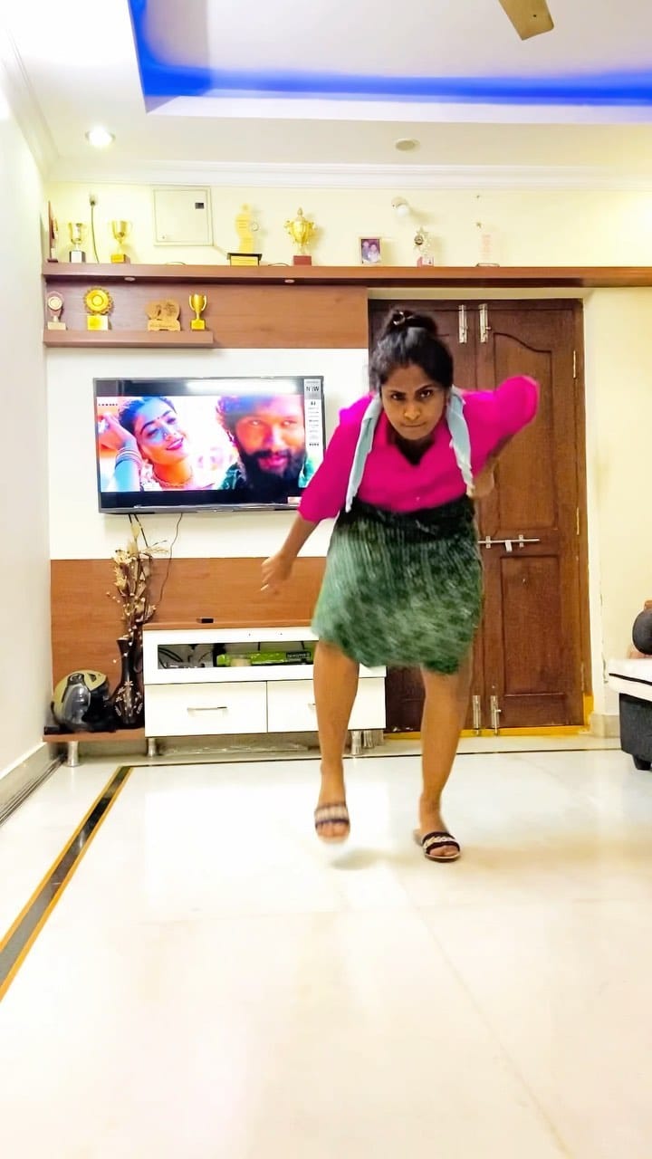 Post 10 by Sravani on Instagram (video)