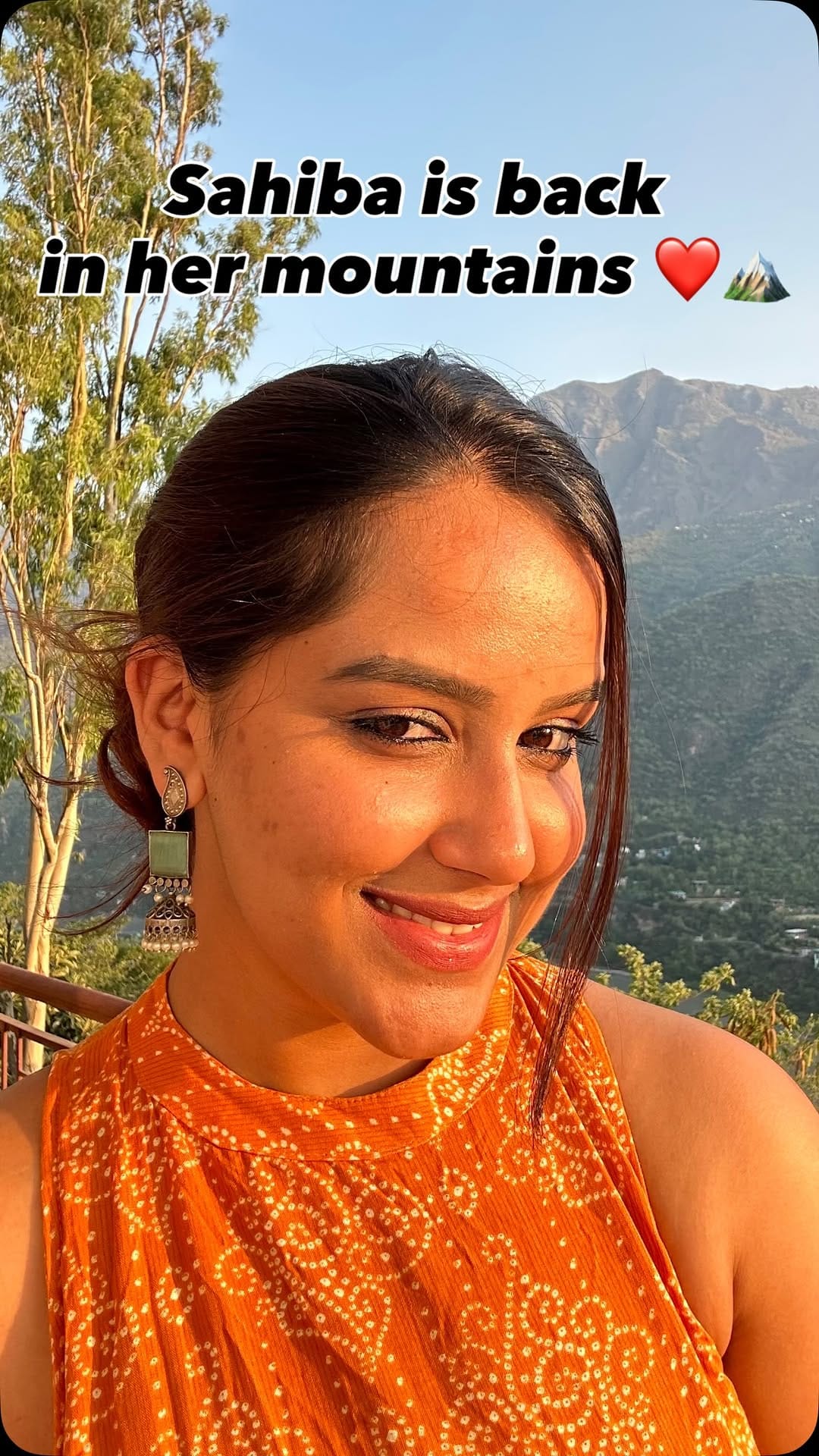 Post 4 by ANJALI SHANDIL on Instagram (video)