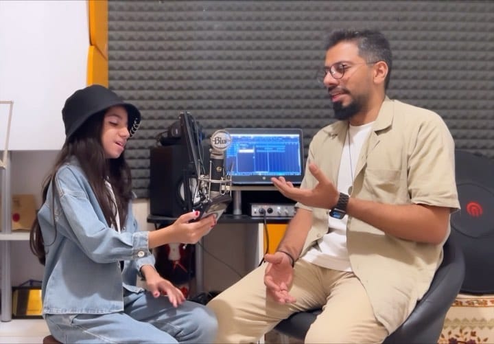 Post 10 by ثنا صدفی | Sana Sadafi on Instagram (video)