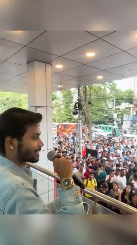 Post 10 by Akash Chowdhary on Instagram (video)