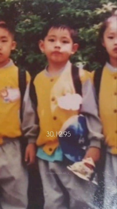 Post 9 by BTS Kim Taehyung-V(김태형⁷)🐻 on Instagram (video)