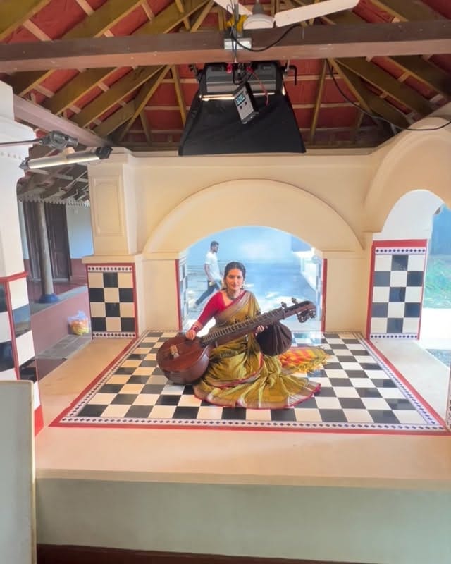 Post 2 by Geethiyaa Varman on Instagram (video)