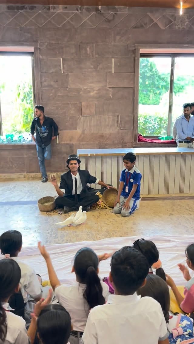 Post 8 by Rashid Khan on Instagram (video)