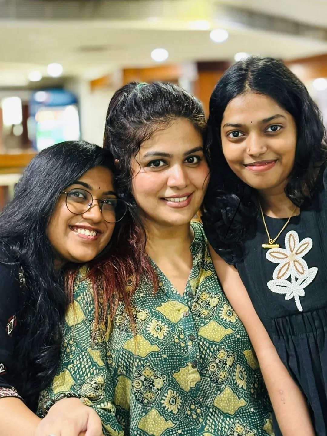 Post 6 by DrVeena Joseph on Instagram (image)