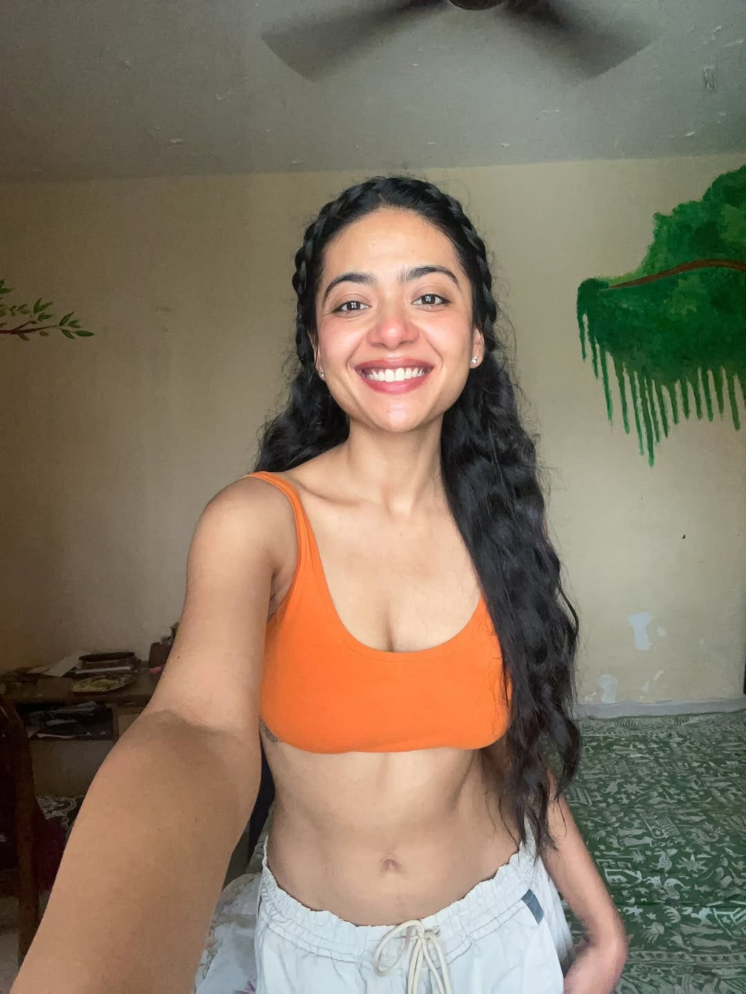 Post 2 by shiwaanii bhardwaj on Instagram (carousel)
