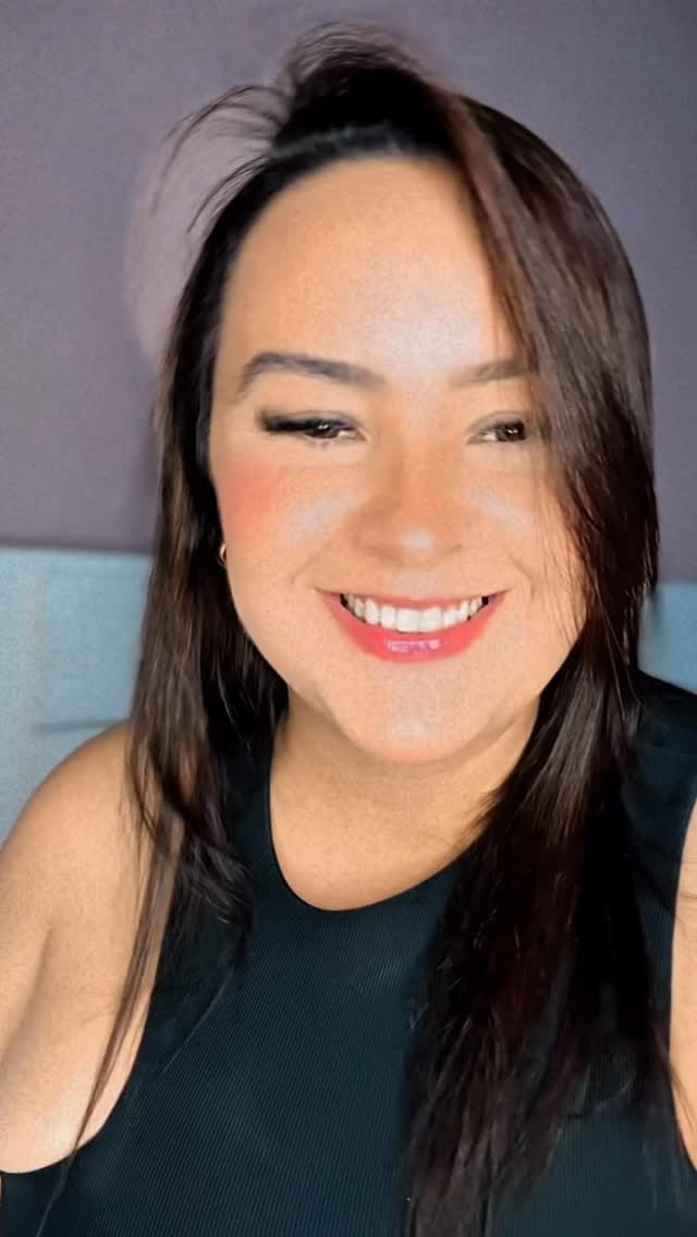 Post 1 by Thaylla | Cantora on Instagram (video)