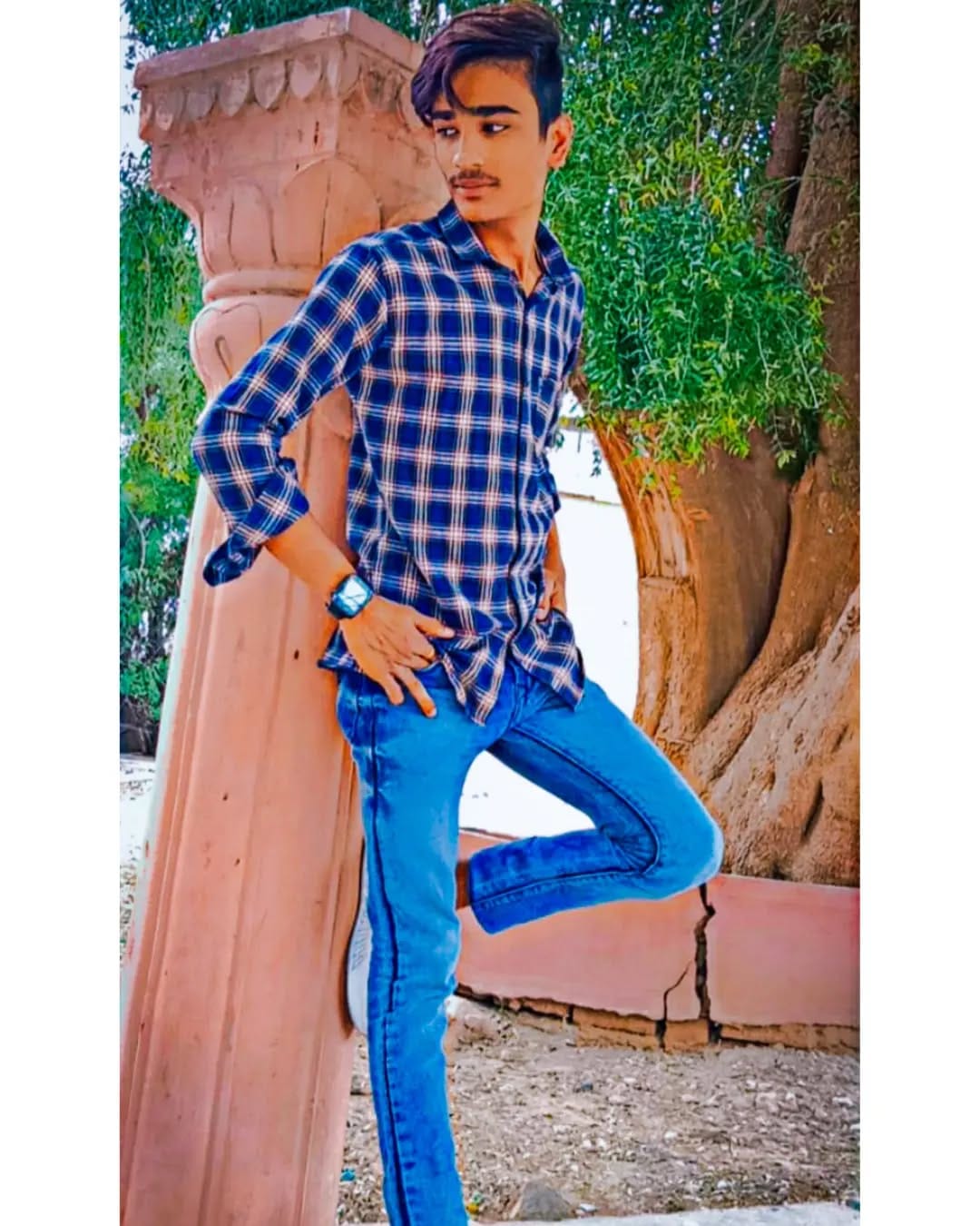 Post 4 by Zuber Khan Zuber Khan on Instagram (image)