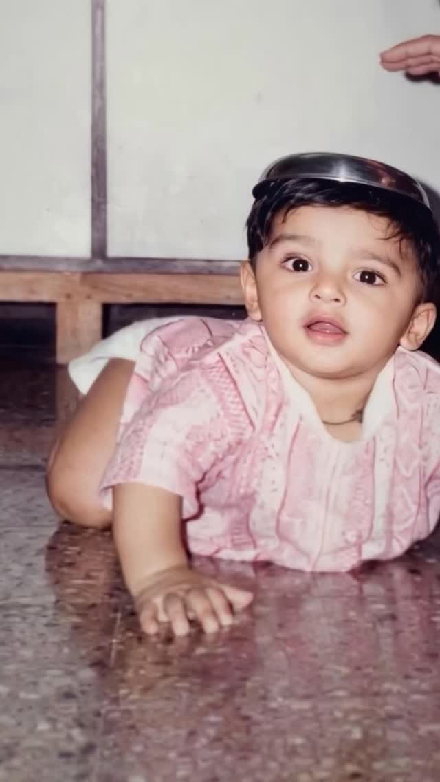 Post 4 by Pranav Athavale on Instagram (video)