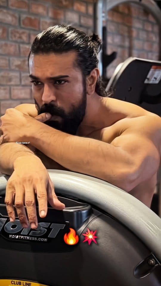 Post 3 by RAM CHARAN 🔵 on Instagram (video)