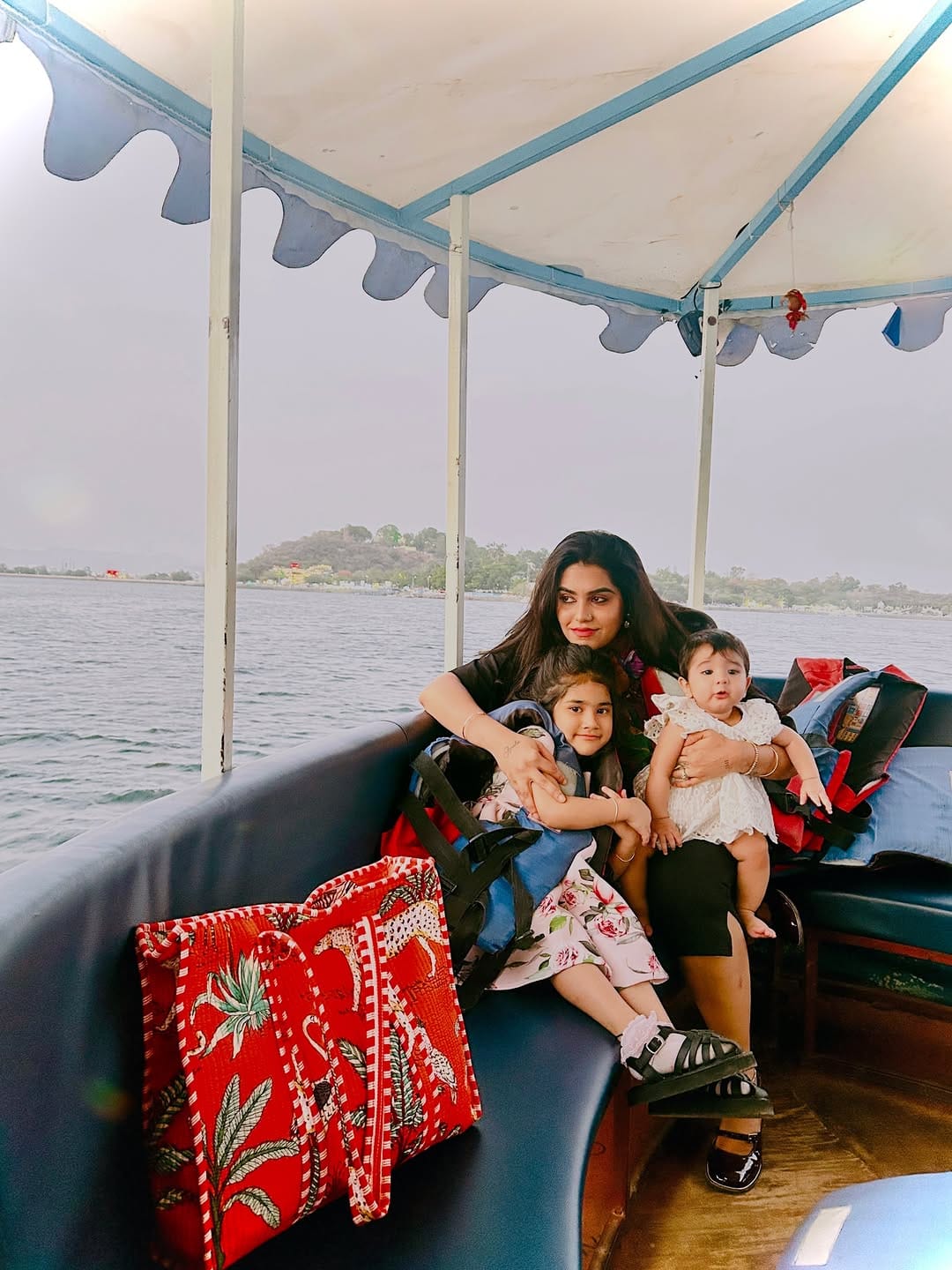 Post 5 by Manali Khatri 👑 on Instagram (image)
