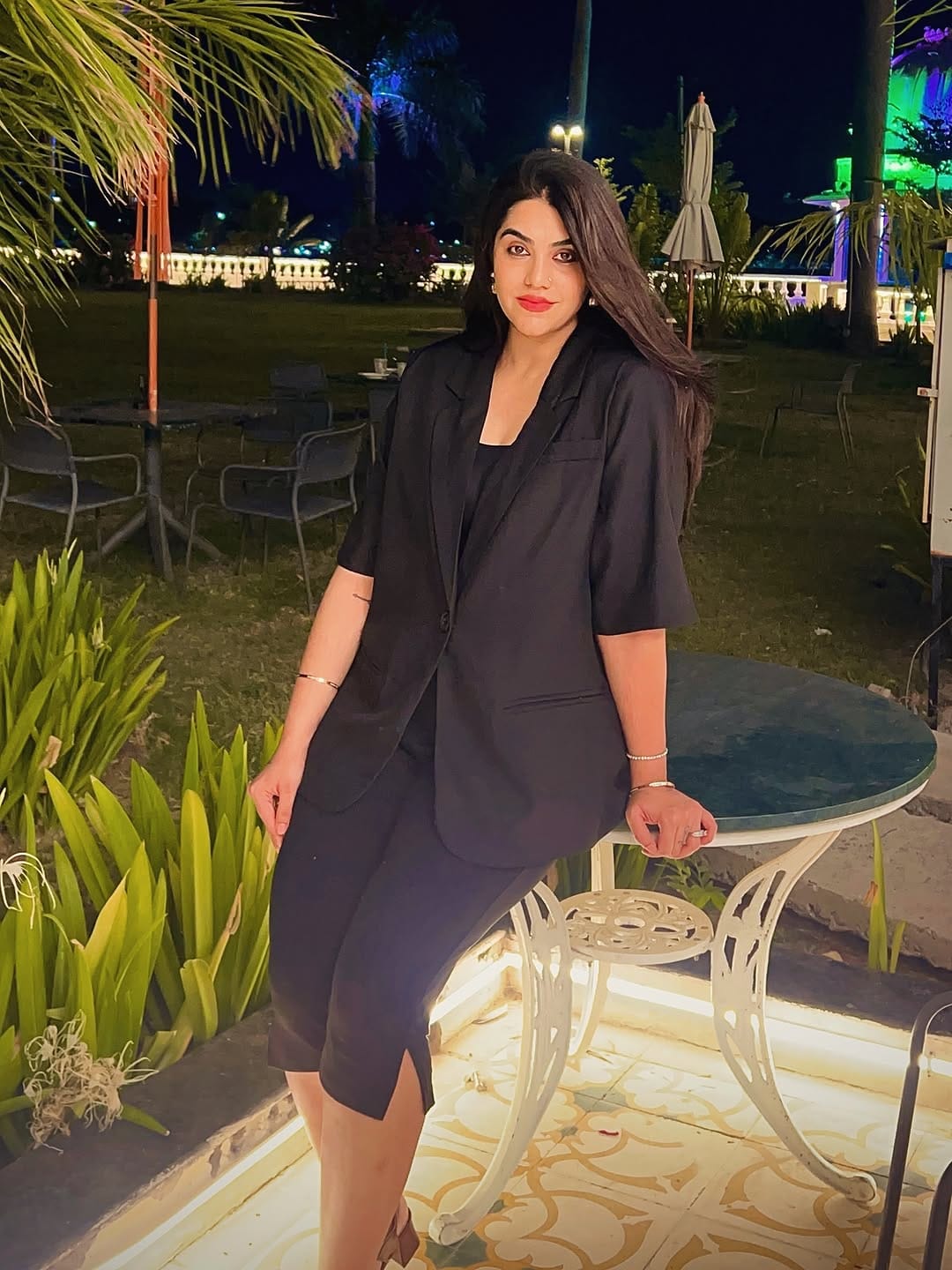 Post 4 by Manali Khatri 👑 on Instagram (image)