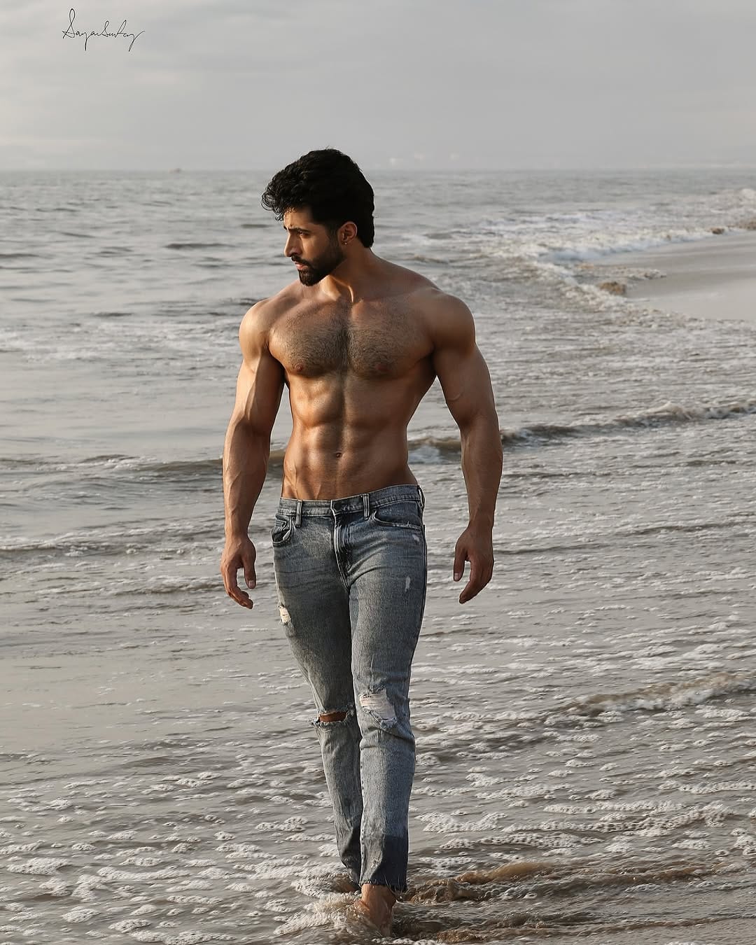 Post 10 by Imran Nazir Khan | Khan Sab on Instagram (image)