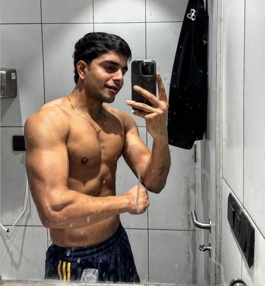 Post 9 by Laila Badmash on Instagram (image)