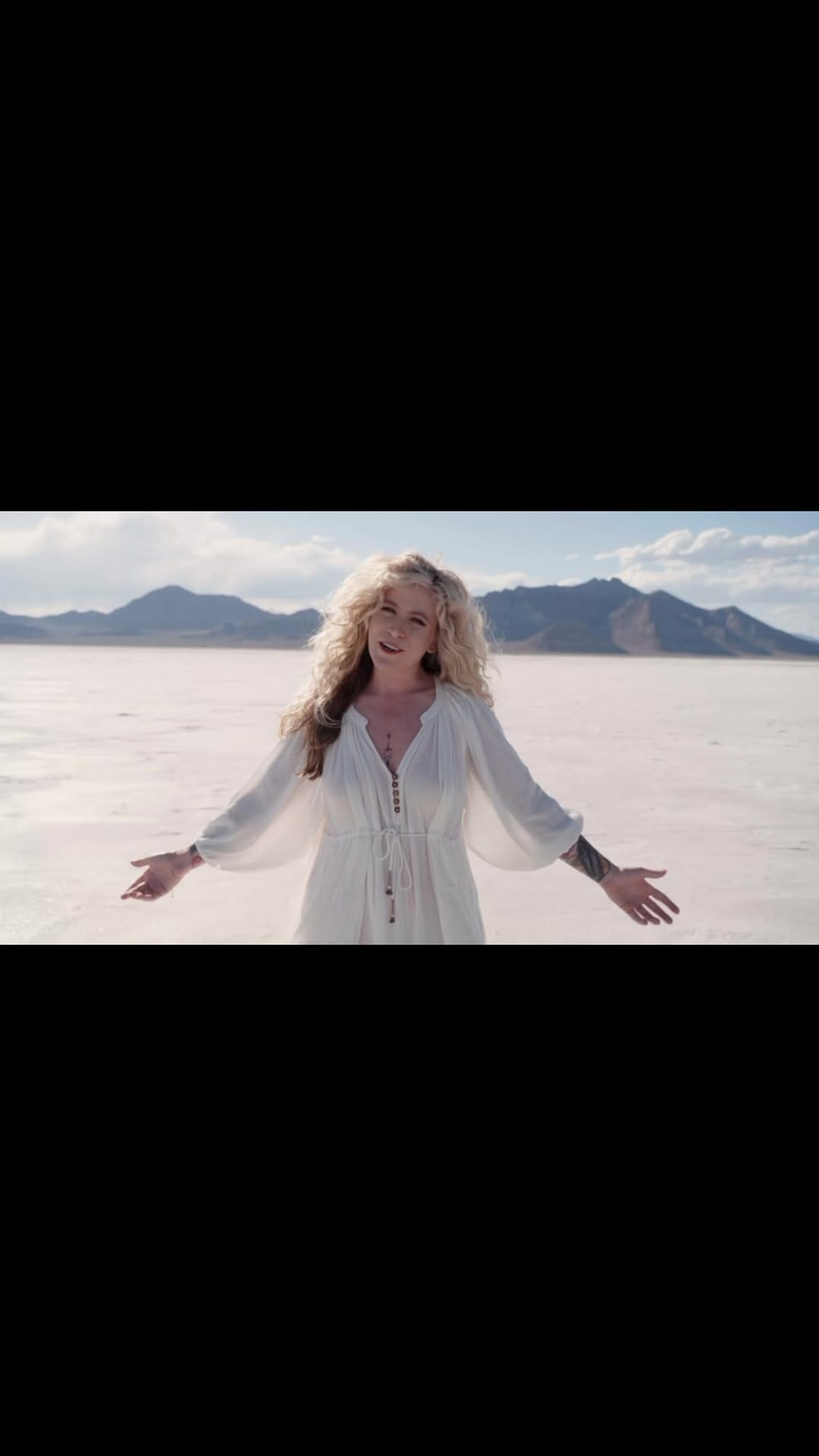 Post 1 by Emma Grace on Instagram (video)