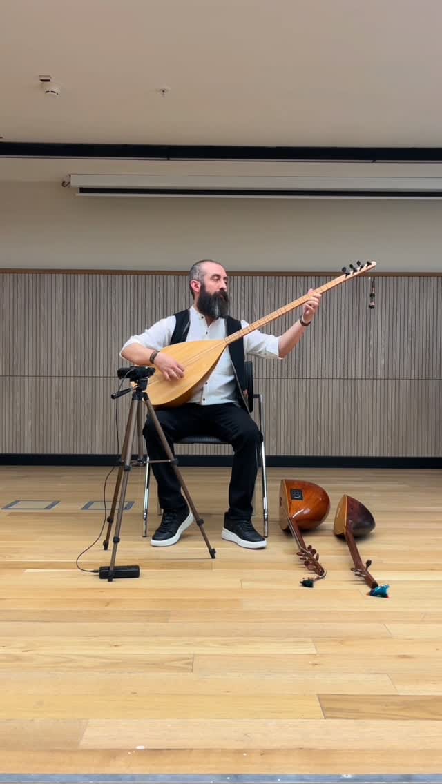 Post 2 by Erdem Akpınar / Erdem Akpınar Bağlama Okulu on Instagram (video)